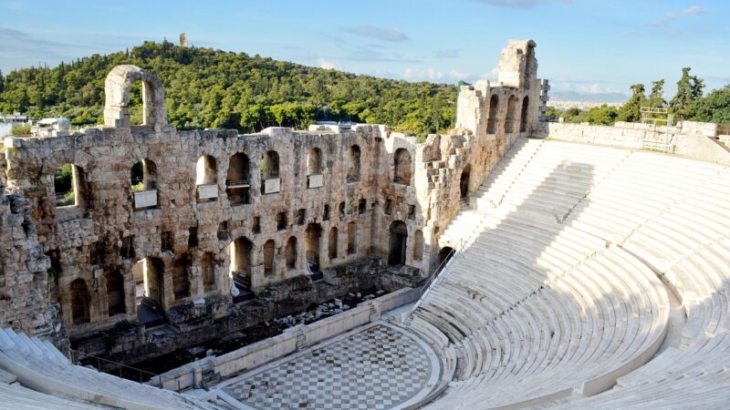 Le théâtre grec antique, un héritage culturel toujours présent dans nos vies modernes