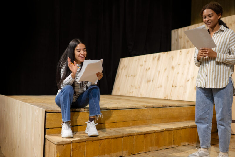 Pourquoi le théâtre est essentiel pour les adolescents